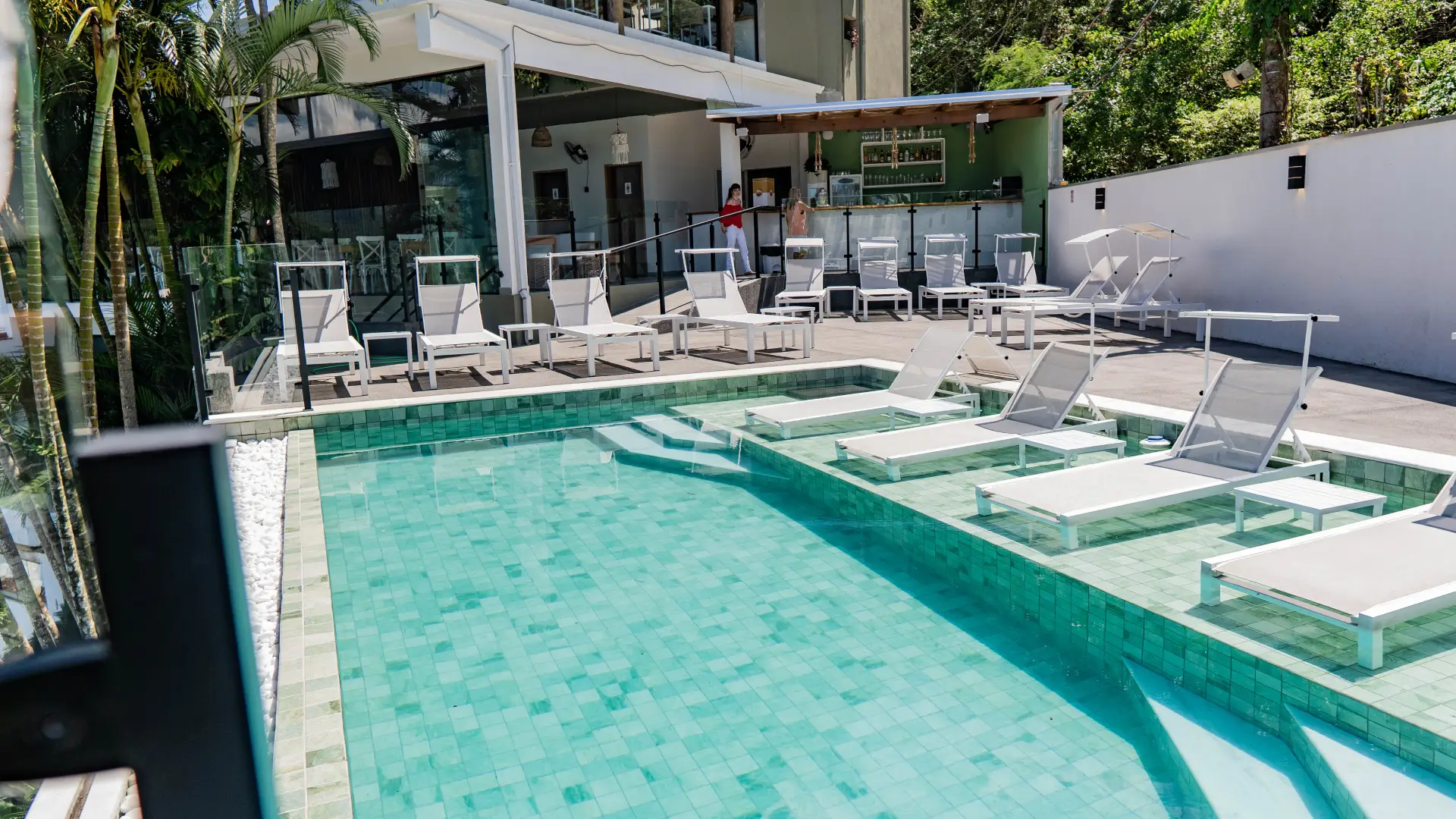 Por que escolher o Catalina Hotel em Ubatuba-SP: charme e descanso na Praia da Enseada