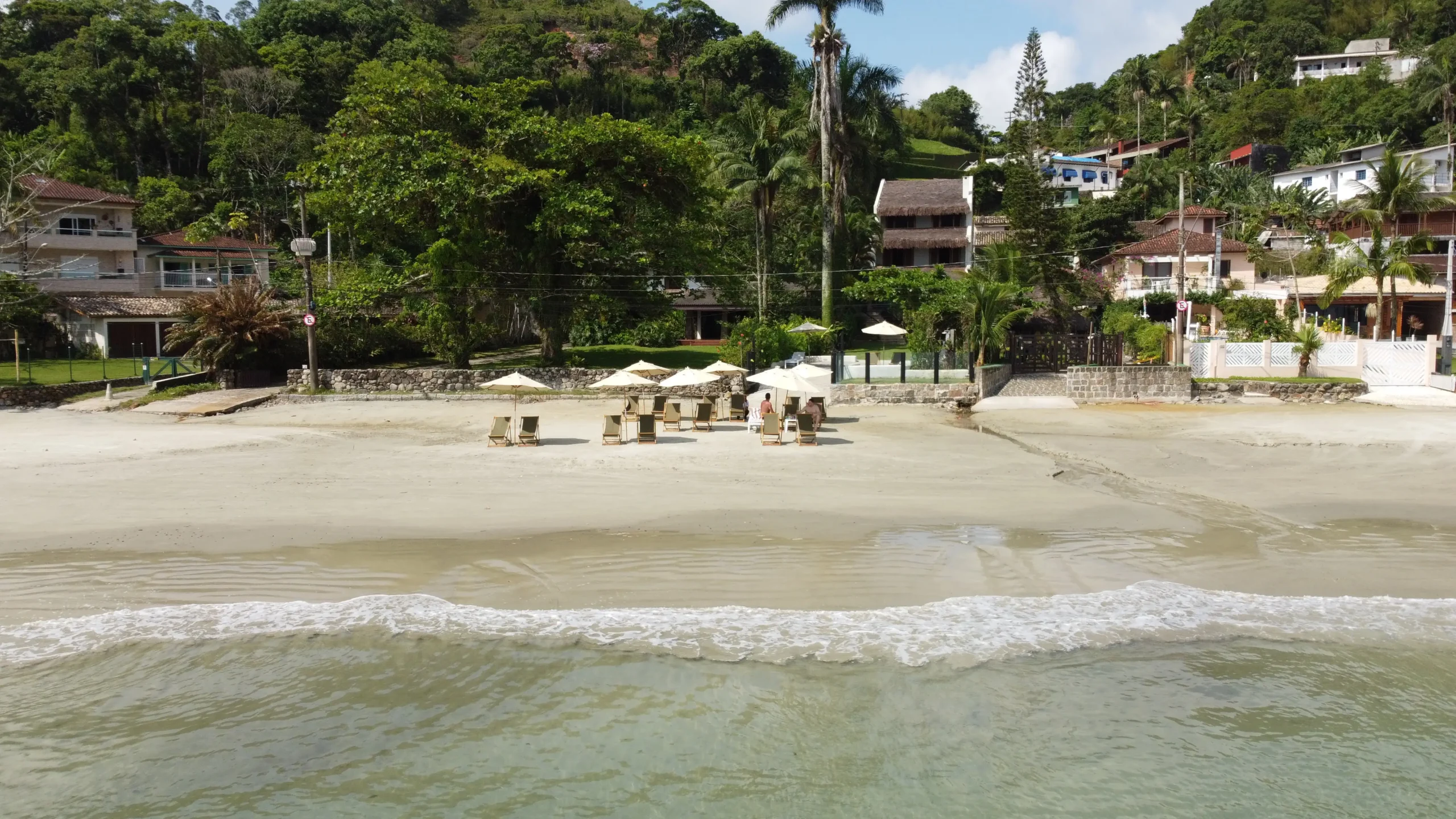 Feriado de 12 de Outubro em Ubatuba seu descanso à beira mar espera por você